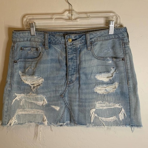 American Eagle Outfitters Dresses & Skirts - American Eagle Outfitters | Light Wash Button Up Denim Mini Skirt Size 12